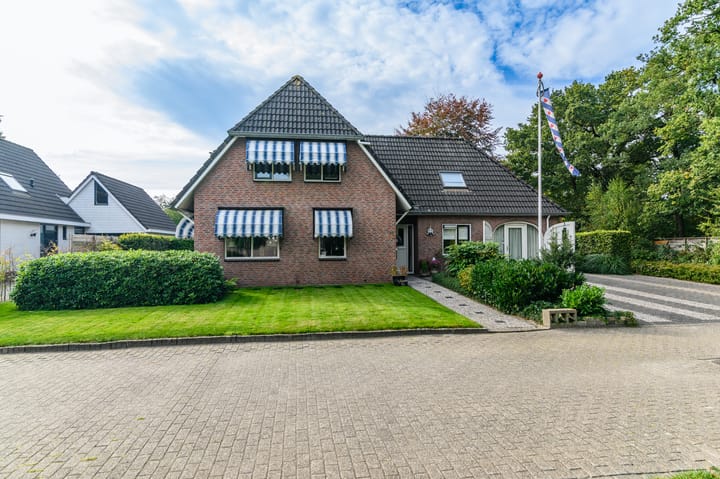 Foto 4 van 't Ikenhiem 12