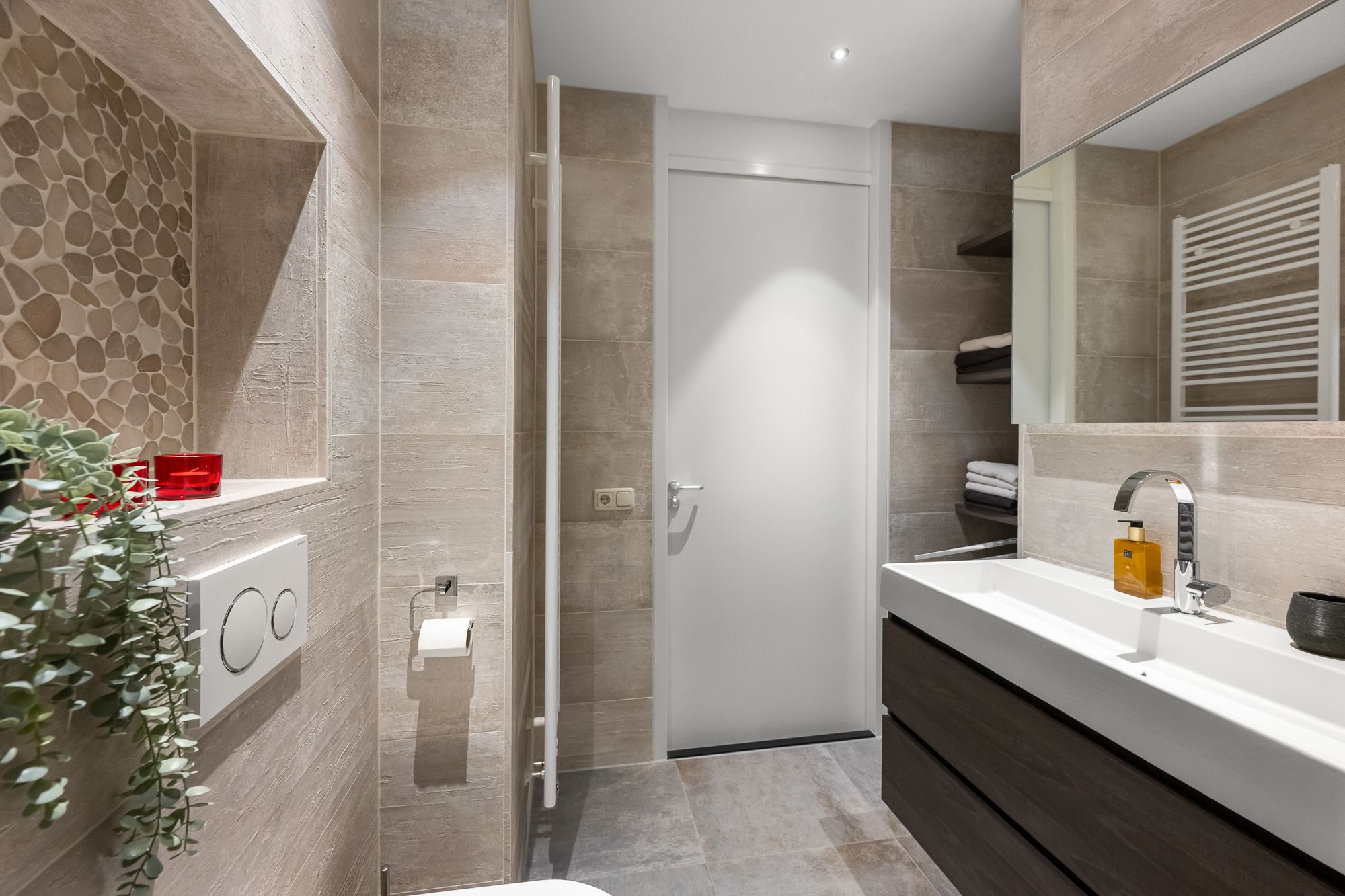 Foto 21 van Zwanebloemweg 76