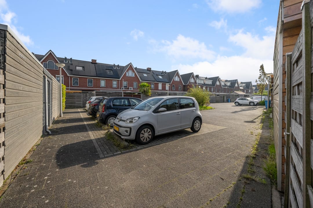 Foto 38 van Zwanebloemweg 76