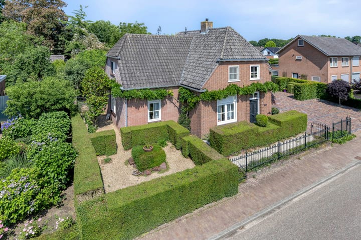 Photo 5 of Peter Zuidstraat 19