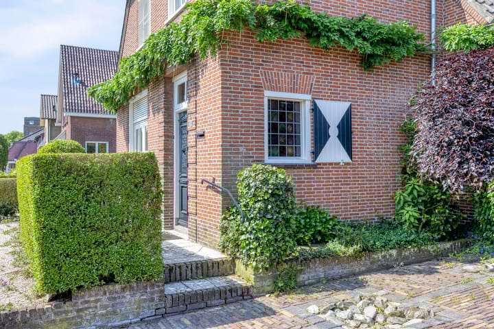 Photo 9 of Peter Zuidstraat 19