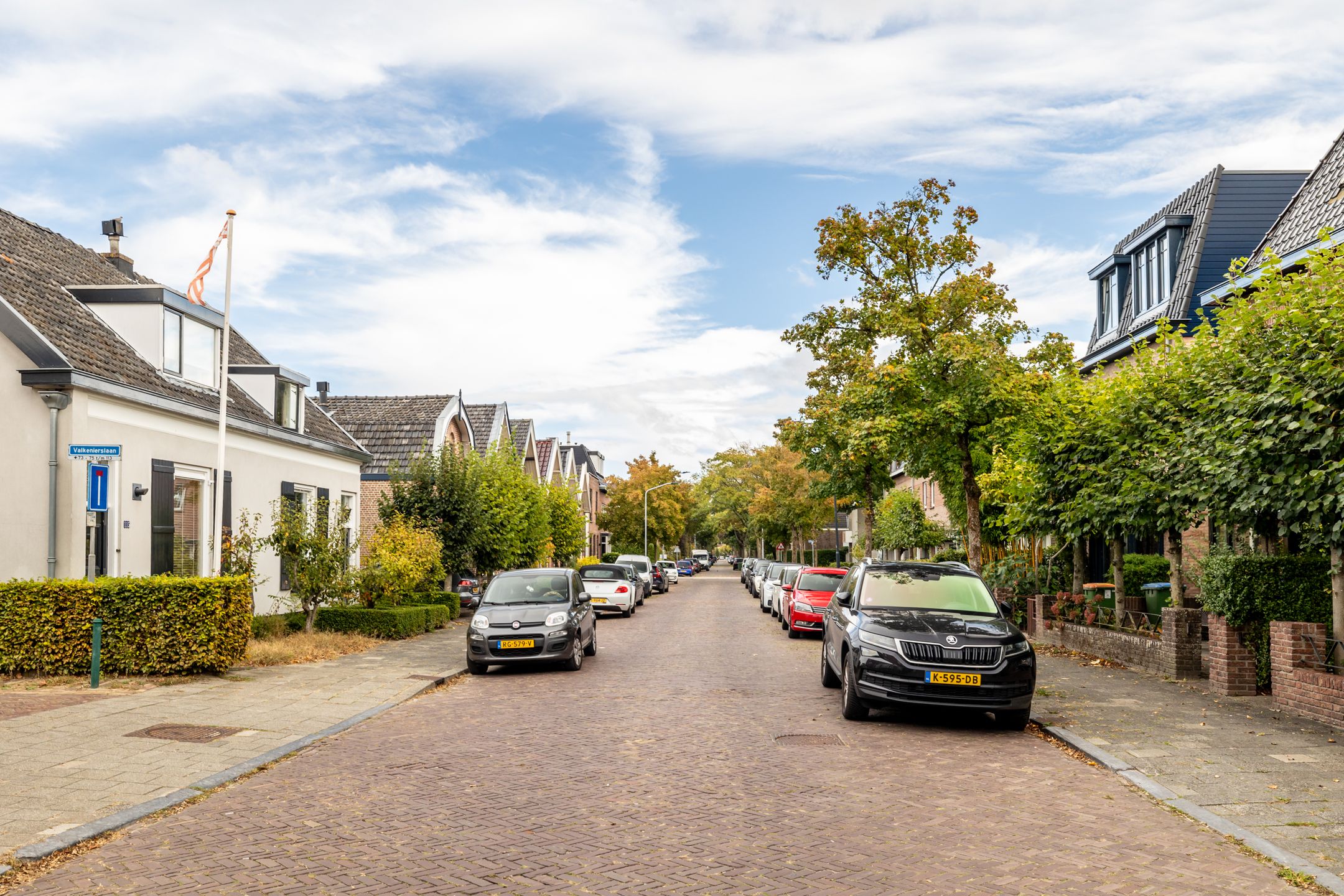 Foto 36 van Valkenierslaan 71