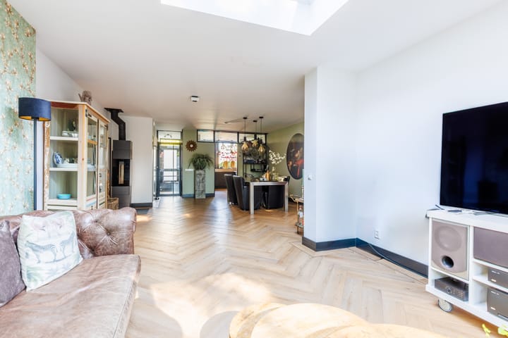 Foto 8 van Van Brerostraat 43