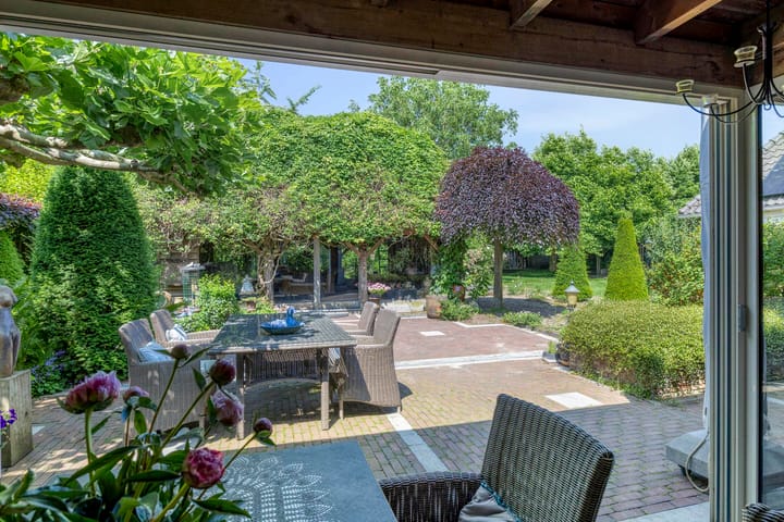 Photo 32 of Peter Zuidstraat 19