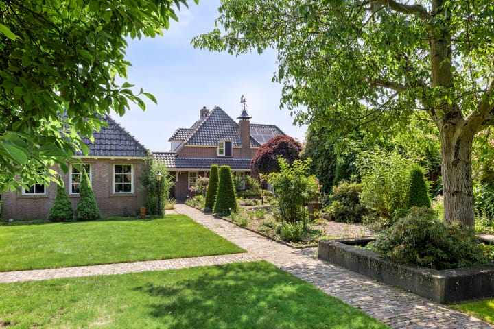 Photo 44 of Peter Zuidstraat 19