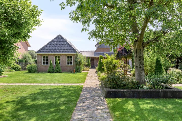 Photo 45 of Peter Zuidstraat 19