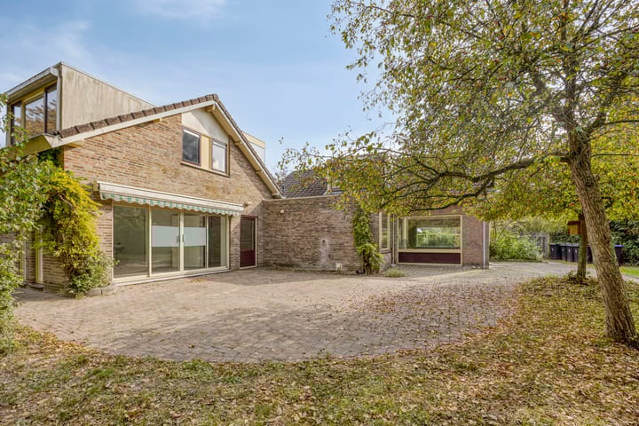 Photo 36 of Bertiusstraat 24