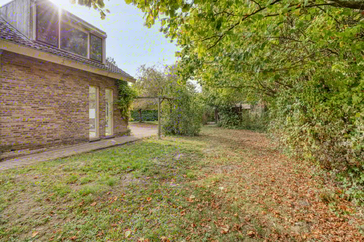 Photo 38 of Bertiusstraat 24