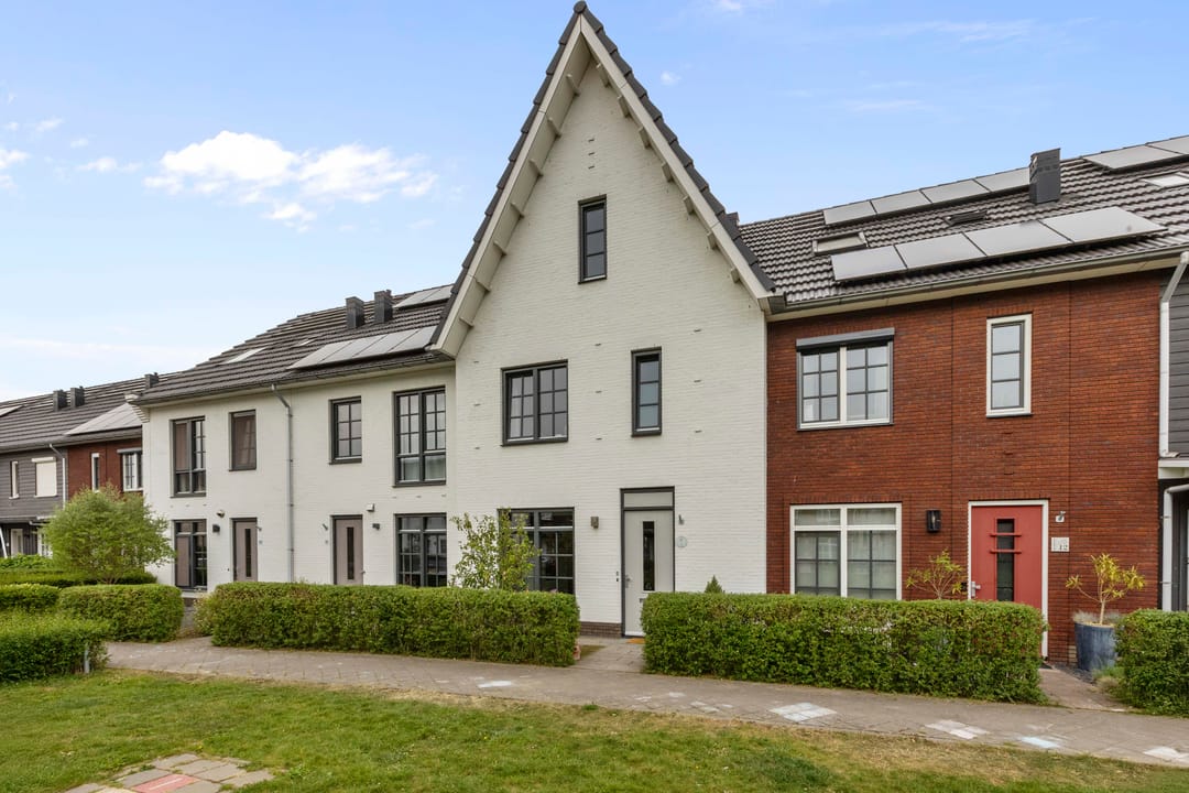 Foto 28 van Paterastraat 14