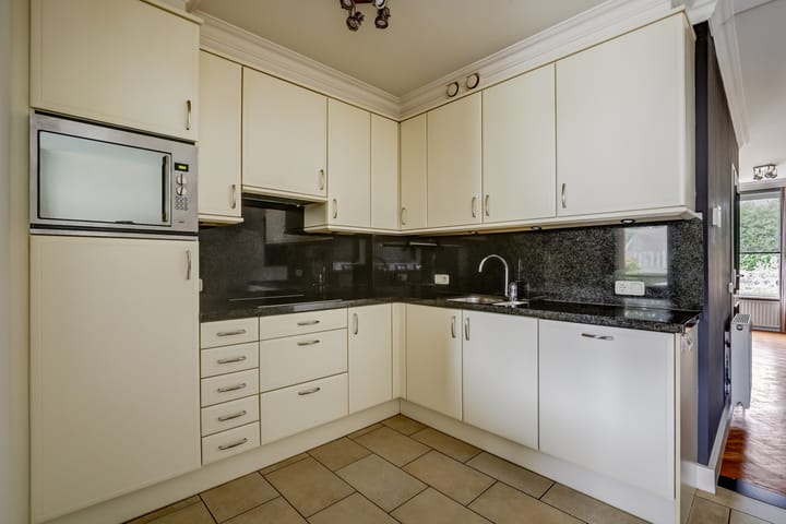 Foto 14 van Den Hoogenbeemd 6