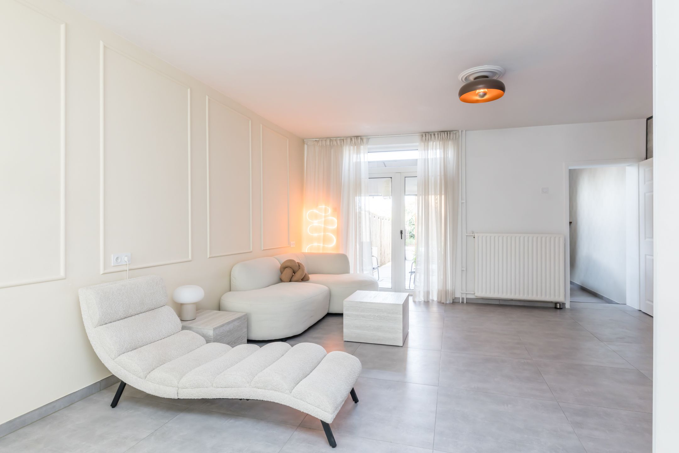 Photo 9 of Wilhelminastraat 147