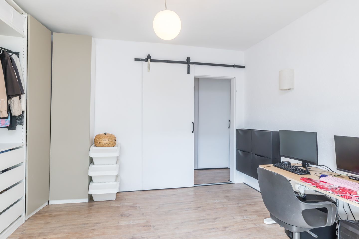 Photo 19 of Wilhelminastraat 147