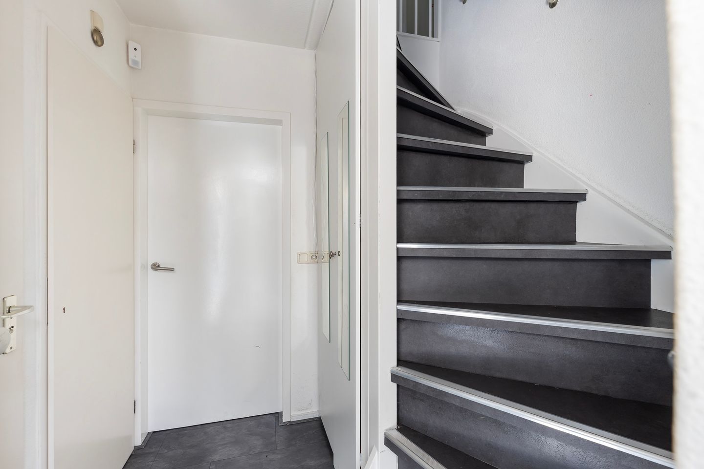 Foto 10 van Libellestraat 27