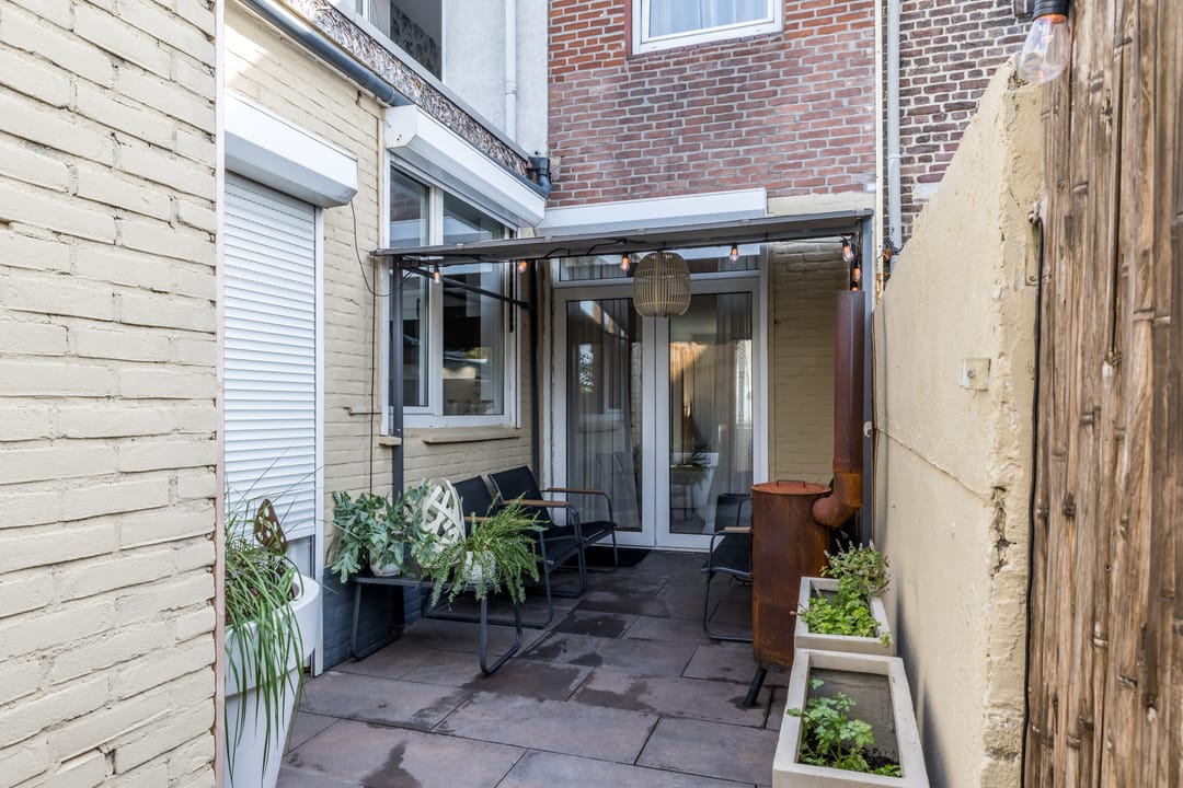 Photo 31 of Wilhelminastraat 147