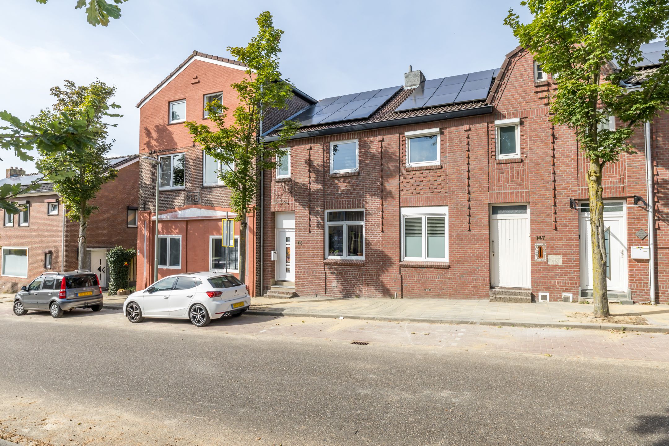 Photo 36 of Wilhelminastraat 147