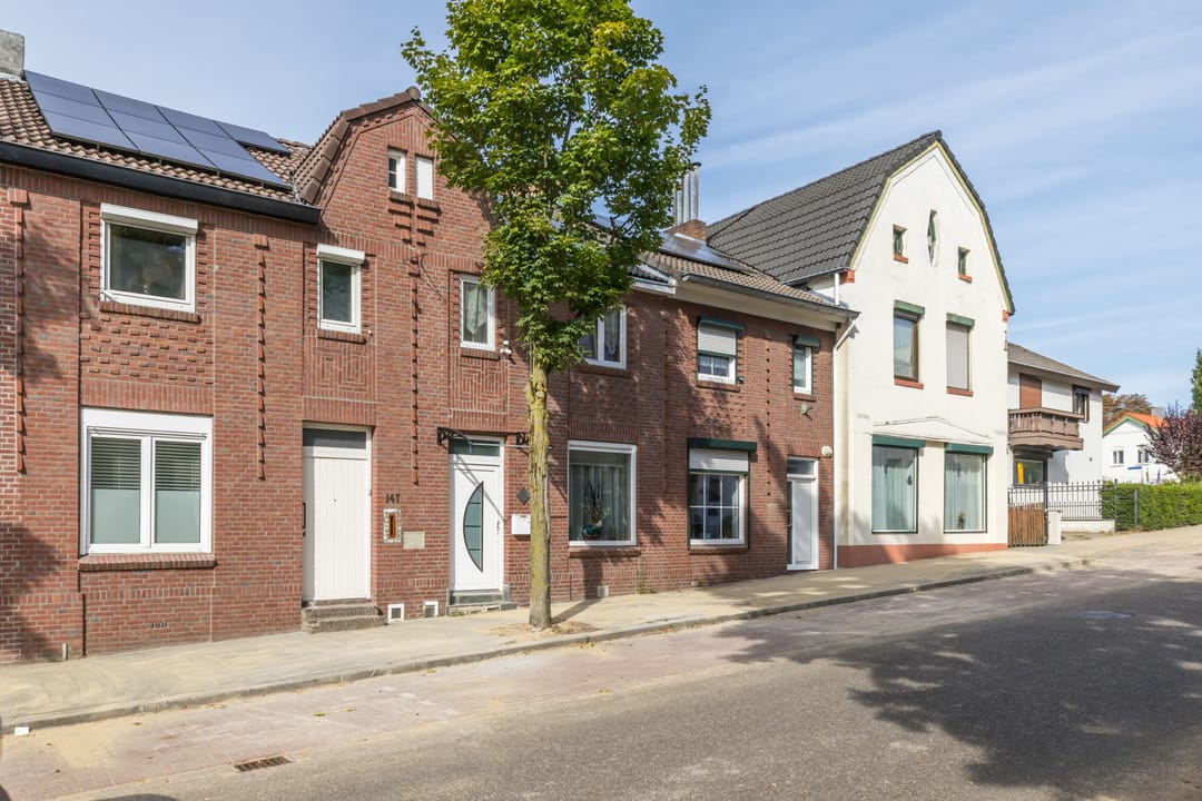 Photo 37 of Wilhelminastraat 147