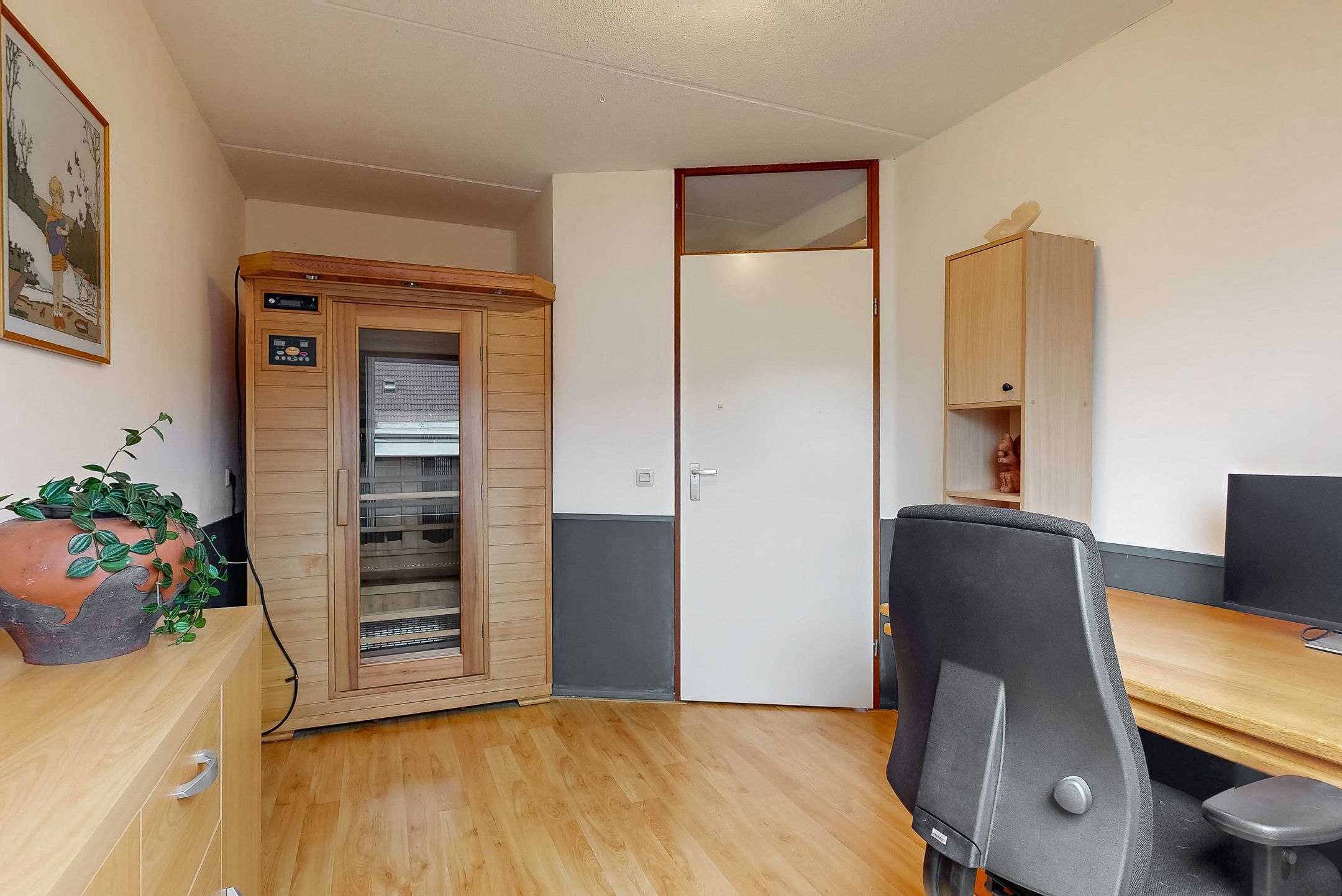 Photo 18 of Bennebroekstraat 17