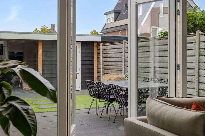 Photo 12 of Peelven 8-A