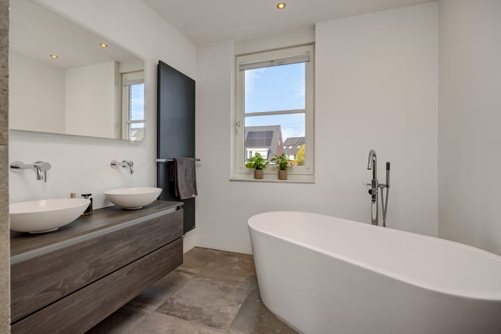 Photo 24 of Peelven 8-A