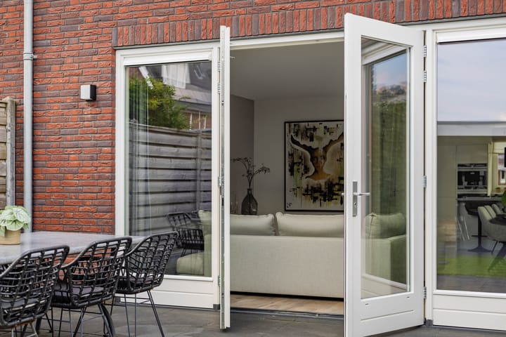 Photo 33 of Peelven 8-A