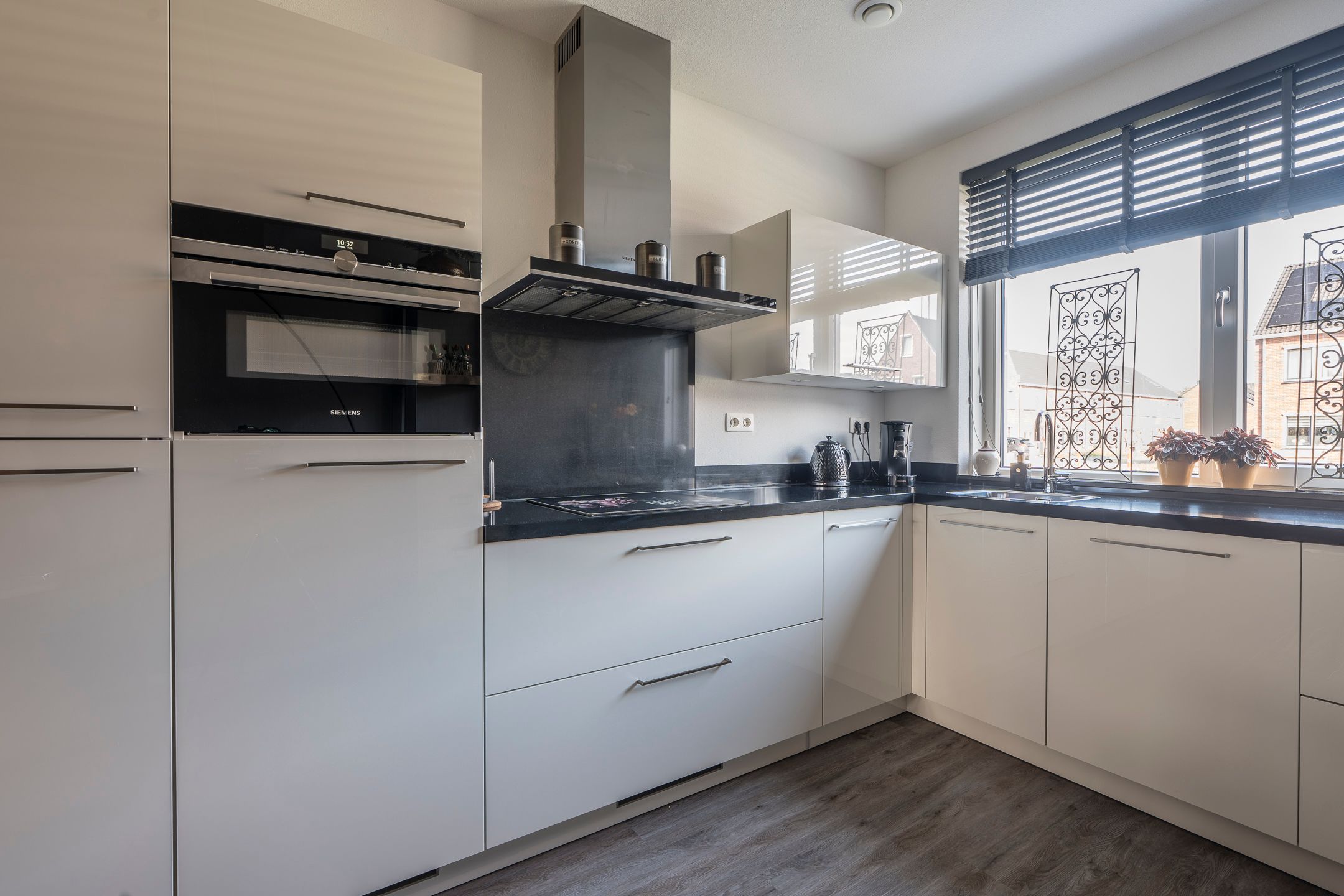 Foto 36 van Burgemeester Meesstraat 26