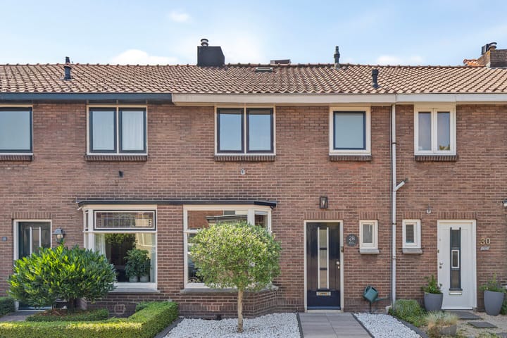 Photo 2 of Prins Bernhardstraat 28