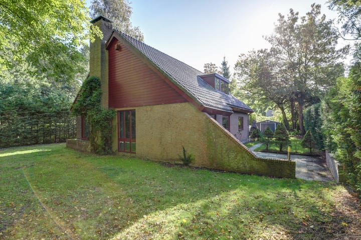 Foto 42 van Pastoor Sprengerstraat 1