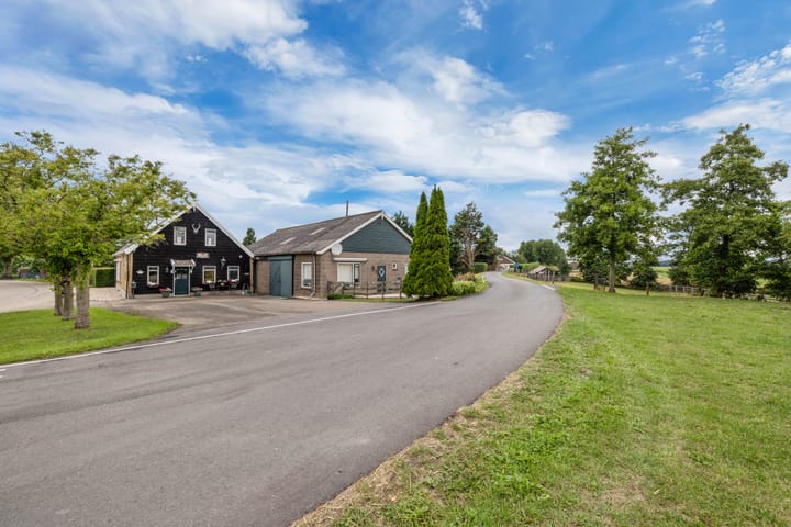 Foto 53 van Dorpsdijk 81