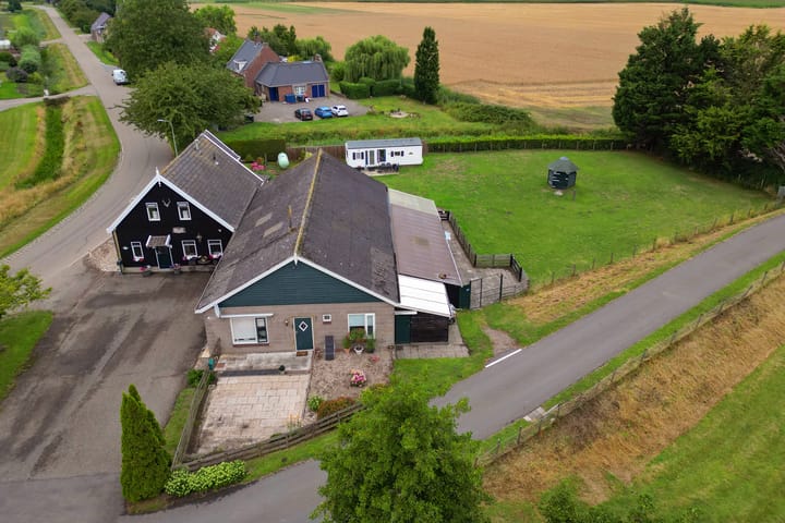 Foto 62 van Dorpsdijk 81