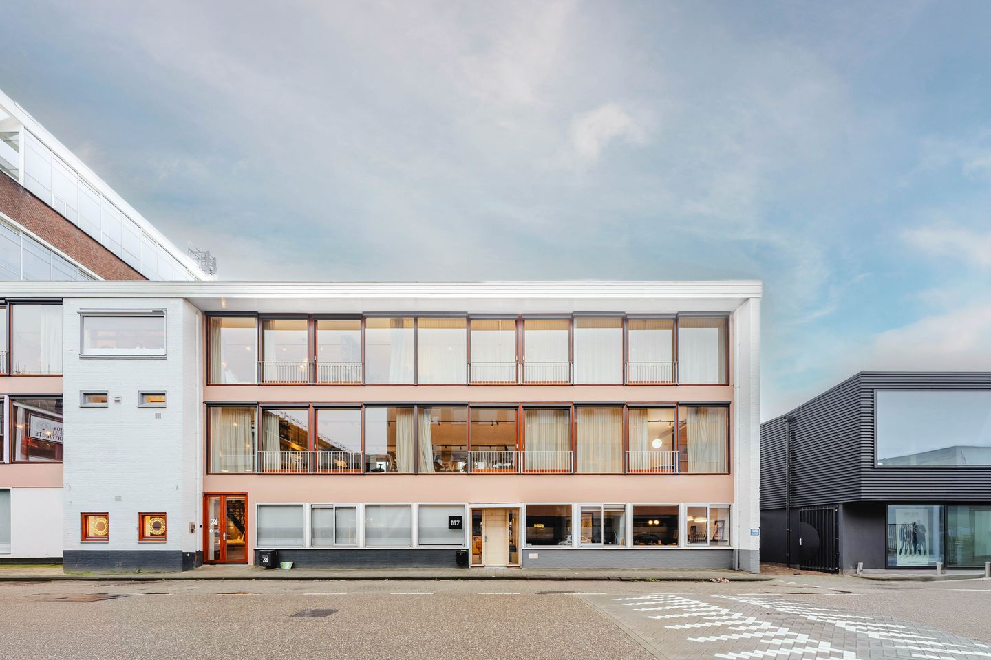 View photo 2 of Generaal Vetterstraat 72