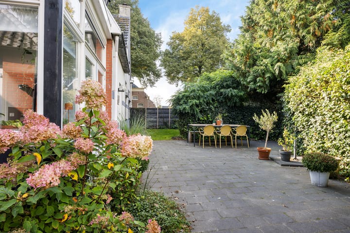 Foto 50 van Zuidlaarderweg 50