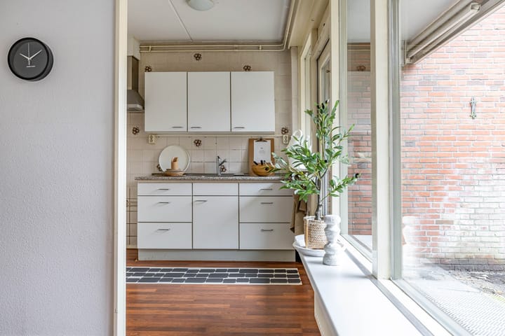 Foto 18 van Meeuwerderweg 25