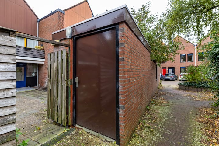 Foto 31 van Meeuwerderweg 25