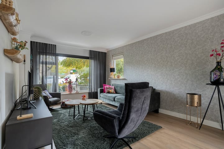 Photo 2 of Buizerdstraat 16