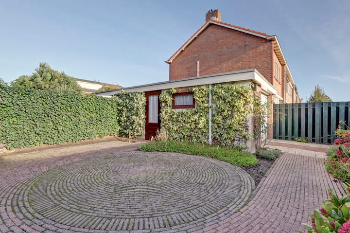 Foto 9 van Koningin Emmalaan 93