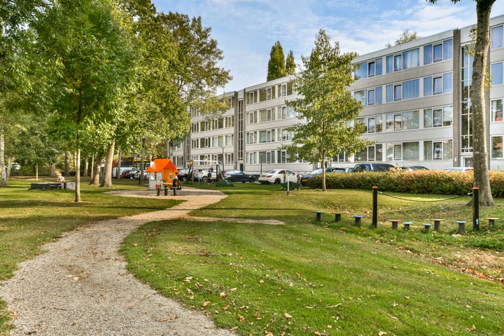 Photo 5 of Zeemanstraat 78