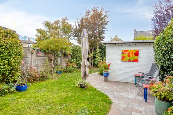 Foto 9 van Brucknerstraat 12