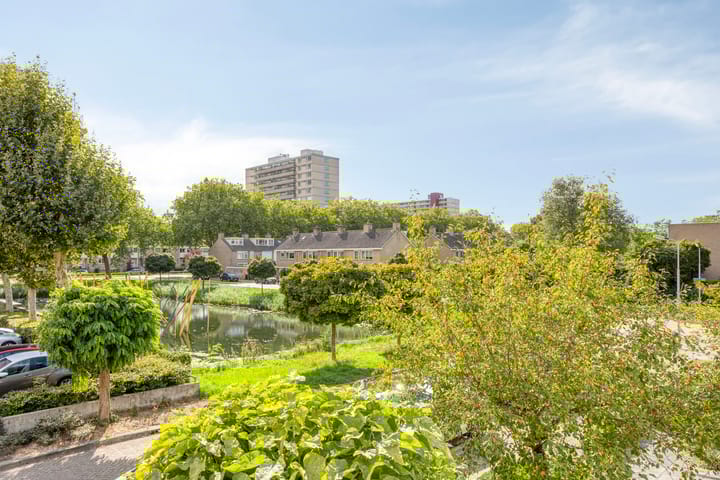 Foto 15 van Brucknerstraat 12