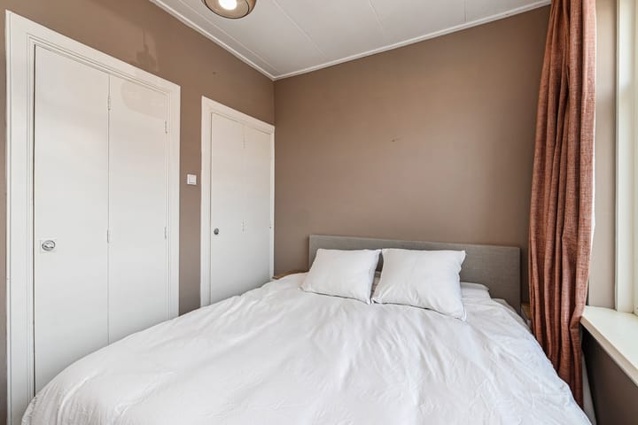 Foto 17 van Perenstraat 76