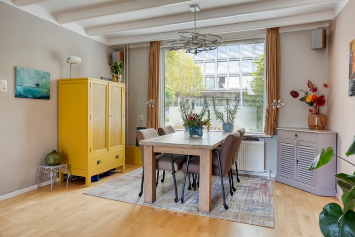 Foto 3 van Brucknerstraat 12