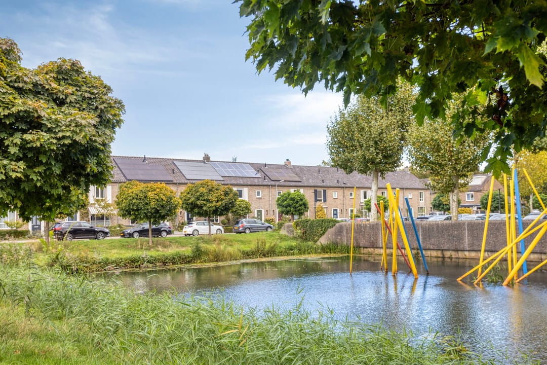 Foto 28 van Brucknerstraat 12