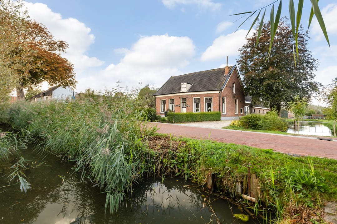 Foto 2 van Julianalaan 16