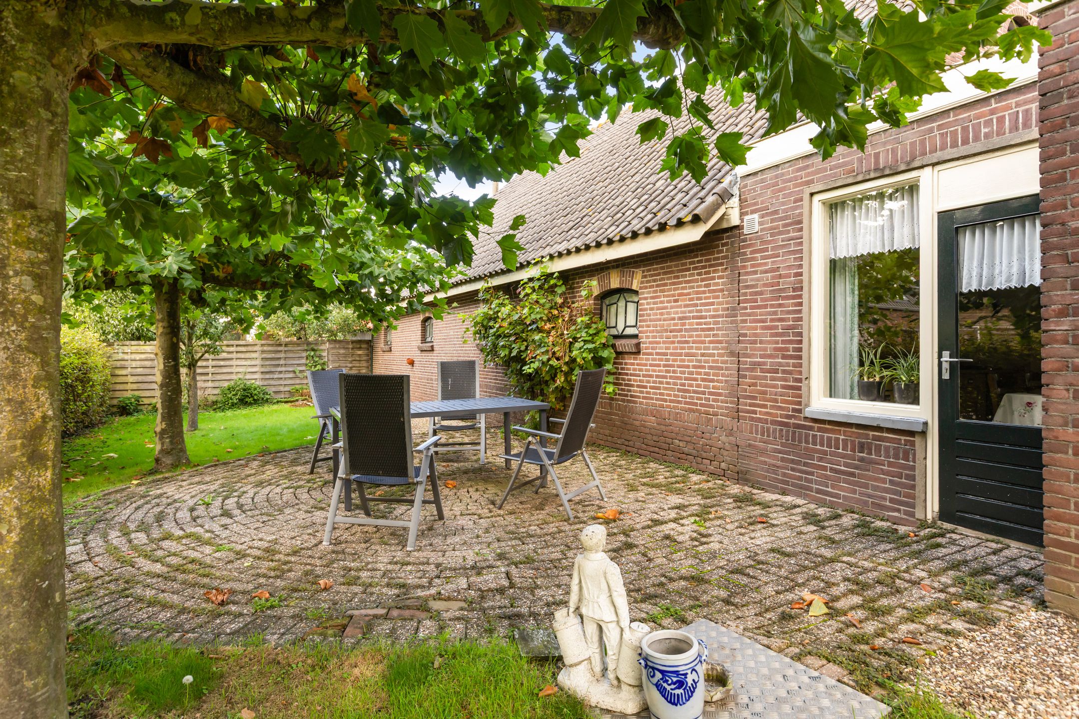 Foto 33 van Julianalaan 16