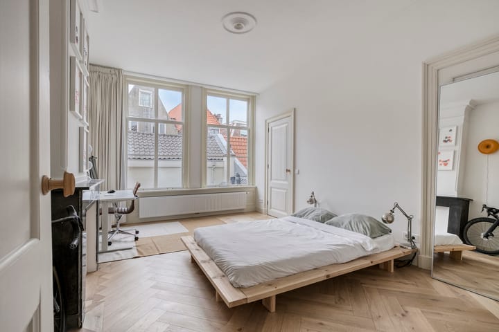 Foto 16 van Hogewoerd 118-B