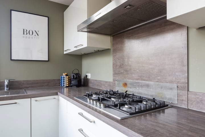 Photo 19 of Van der Helstplein 14