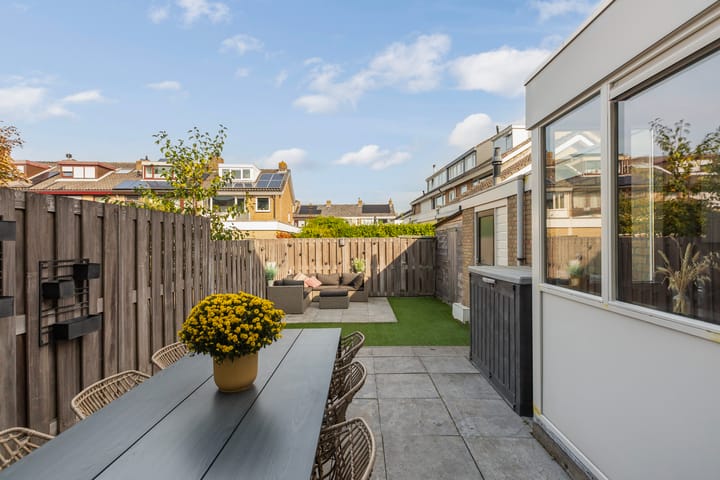 Photo 21 of Van der Helstplein 14