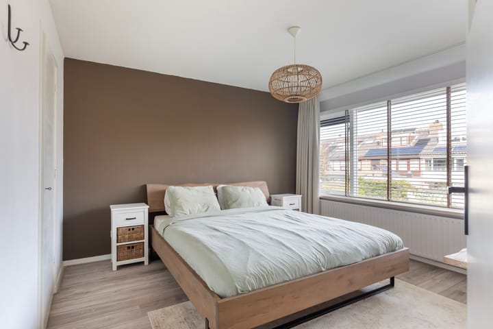 Photo 29 of Van der Helstplein 14