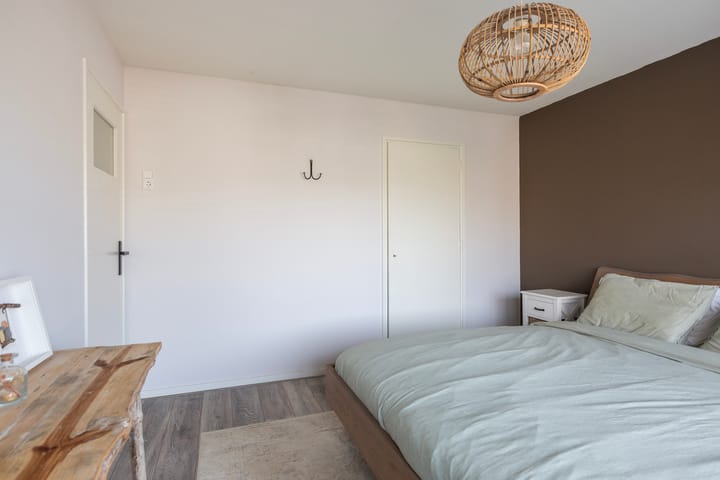 Photo 31 of Van der Helstplein 14