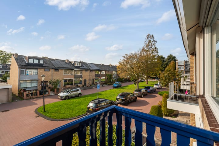 Photo 35 of Van der Helstplein 14