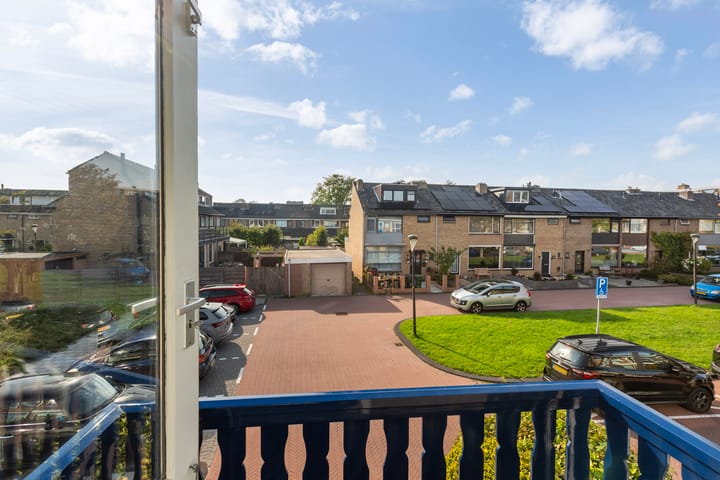 Photo 36 of Van der Helstplein 14